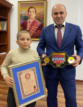Юный рекордсмен Дагестана на Эльбрусе